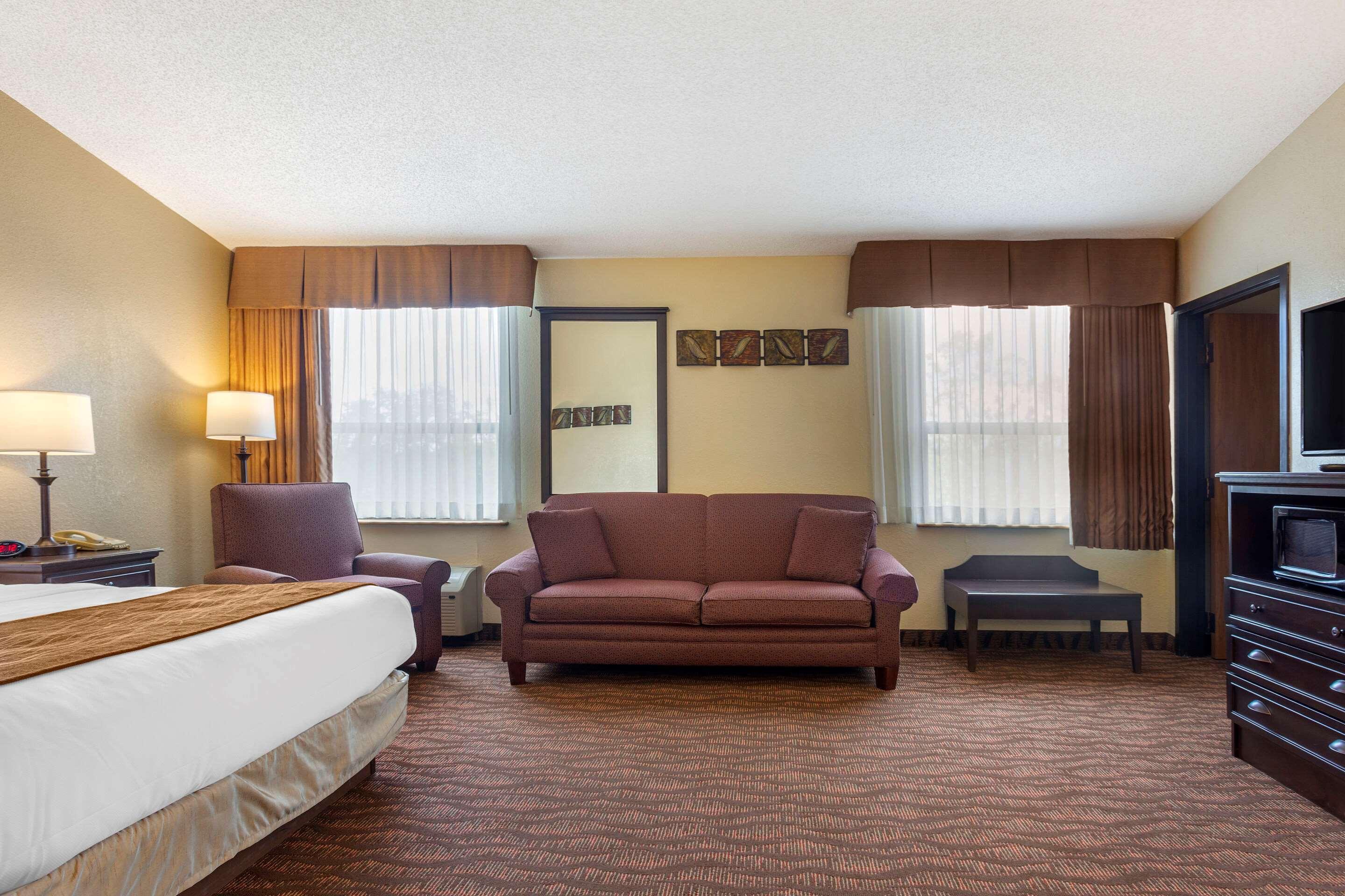 בראנסון Comfort Inn At Thousand Hills מראה חיצוני תמונה
