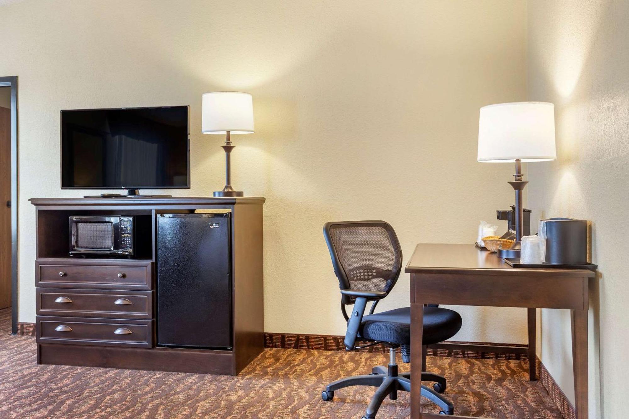 בראנסון Comfort Inn At Thousand Hills מראה חיצוני תמונה