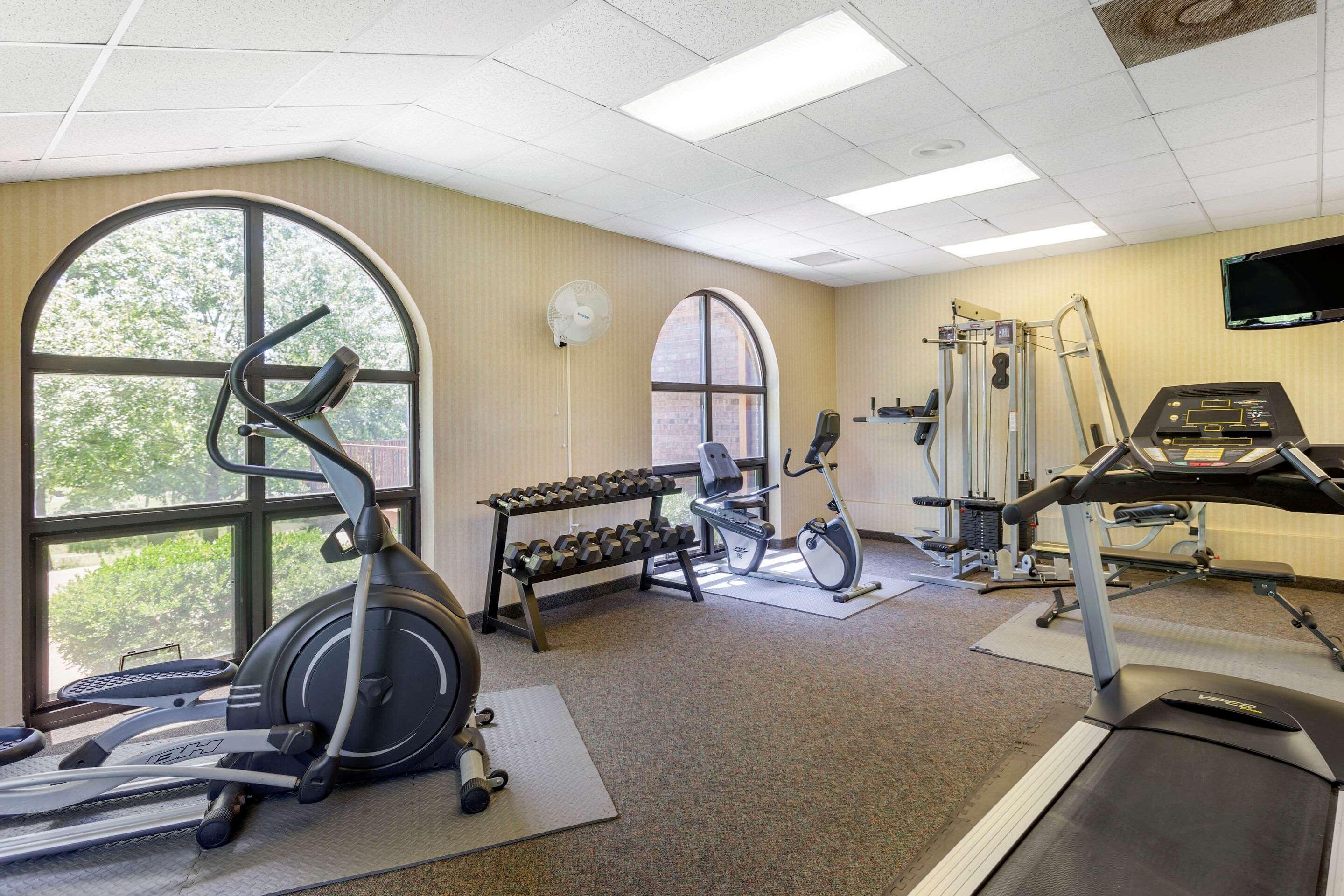 בראנסון Comfort Inn At Thousand Hills מראה חיצוני תמונה
